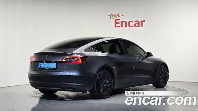 Tesla Model 3 2021 — photo 2