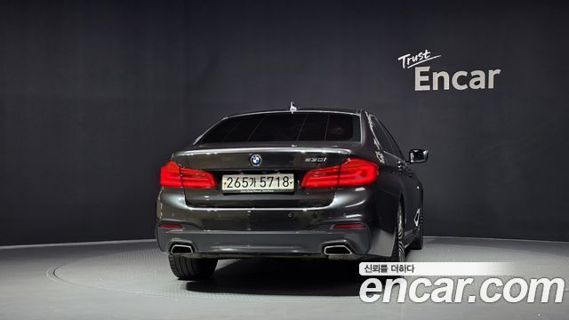 BMW 5-Series 2020 — photo 4