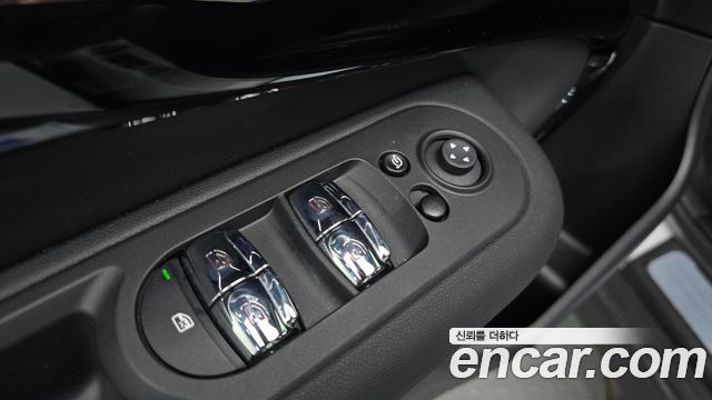 Mini Clubman 2024 — photo 28