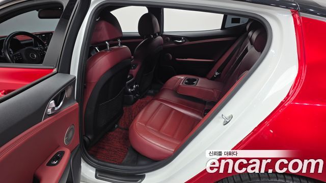 Kia Stinger 2020 — photo 18