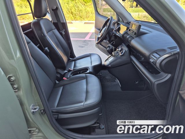 Hyundai Casper 2023 — photo 17