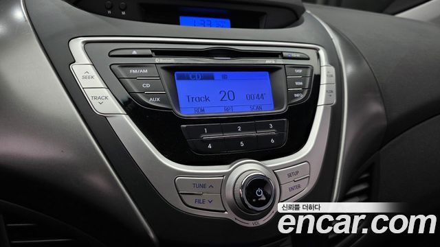 Hyundai AVANTE 2011 — photo 21