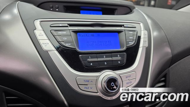 Hyundai AVANTE 2011 — photo 23