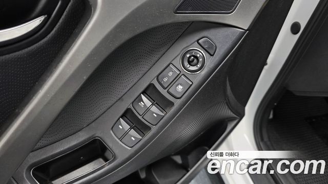 Hyundai AVANTE 2011 — photo 30