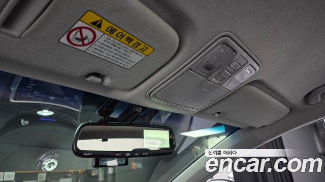 Hyundai AVANTE 2011 — photo 31