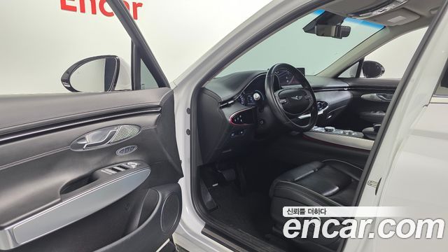 Genesis GV70 2021 — photo 13