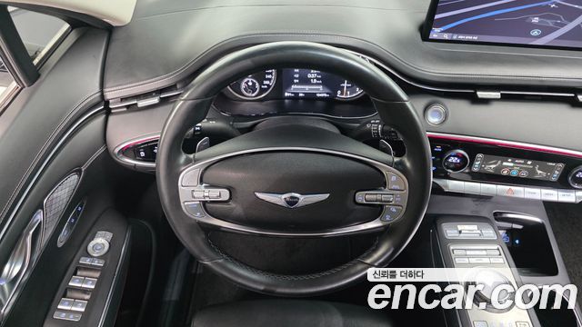 Genesis GV70 2021 — photo 21