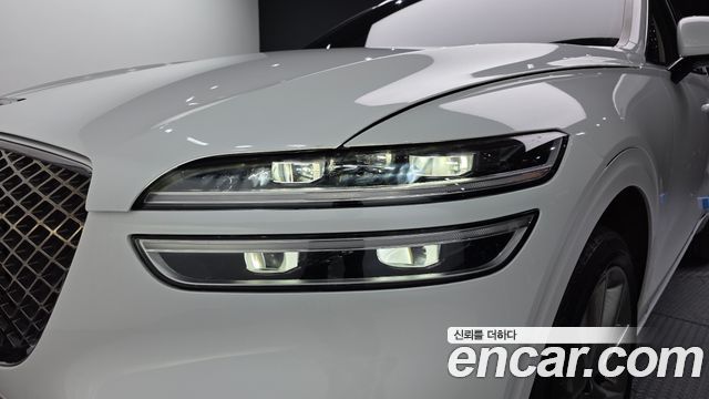 Genesis GV70 2021 — photo 8