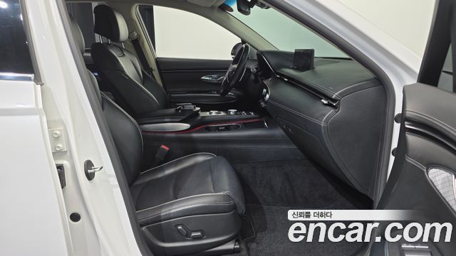 Genesis GV70 2021 — photo 16
