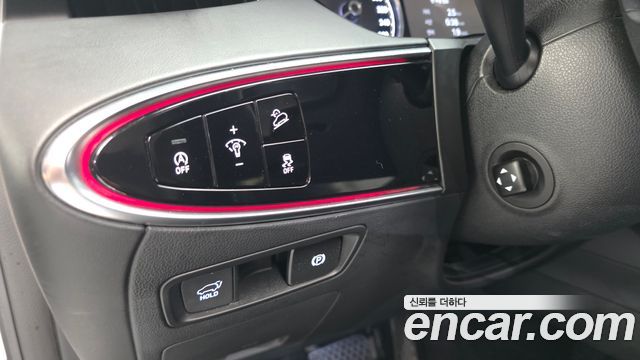 Genesis GV70 2021 — photo 30
