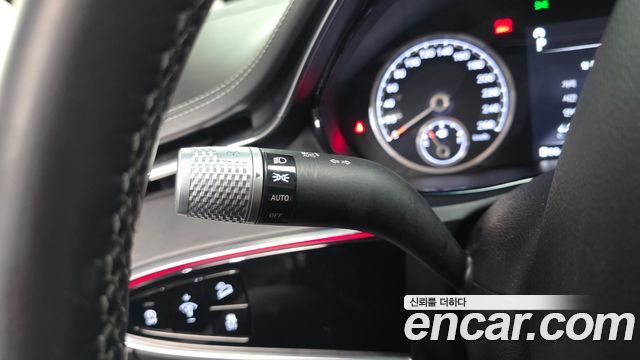 Genesis GV70 2021 — photo 40