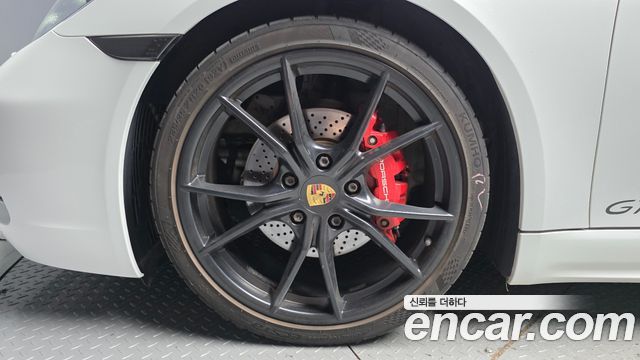 Porsche 718 2019 — photo 5