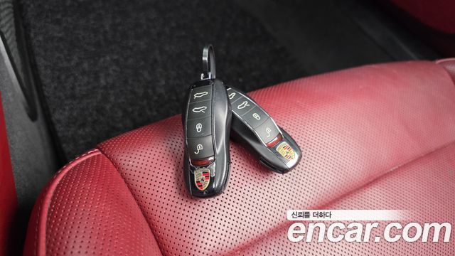 Porsche 718 2019 — photo 17