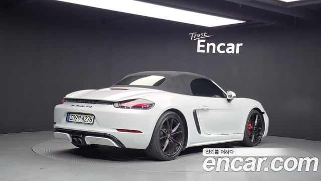 Porsche 718 2019 — photo 20