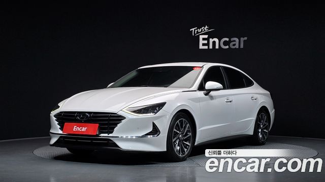Hyundai Sonata 2022 — photo 1