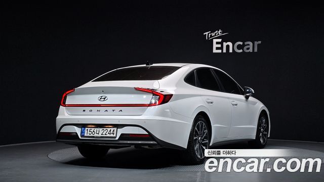 Hyundai Sonata 2022 — photo 2