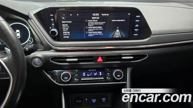 Hyundai Sonata 2022 — photo 19