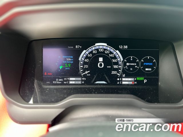 Toyota Tundra 2023 — photo 10
