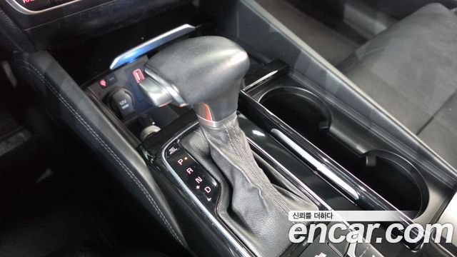 Kia K7 2017 — photo 12