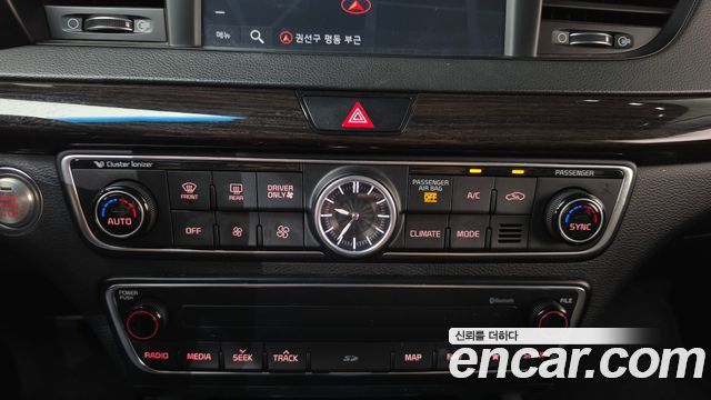 Kia K7 2017 — photo 30