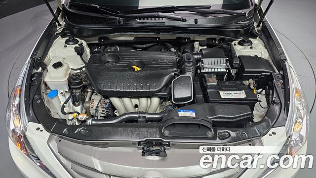 Hyundai Sonata 2012 — photo 6