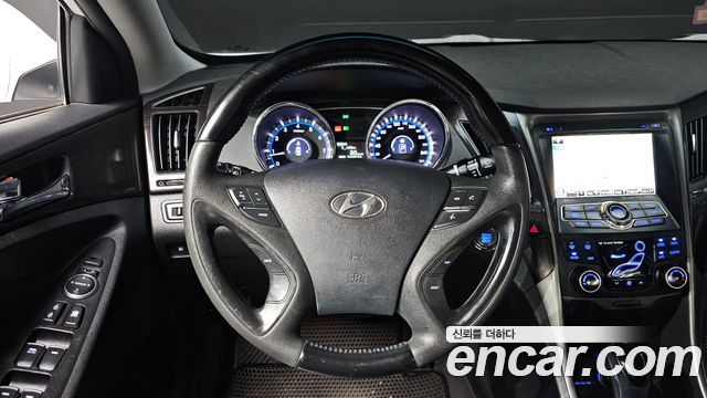Hyundai Sonata 2012 — photo 14