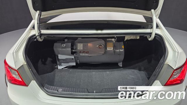 Hyundai Sonata 2012 — photo 20