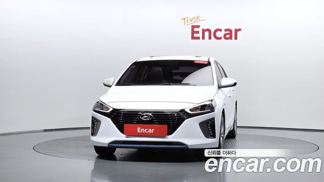 Hyundai Ioniq 2016 — photo 3