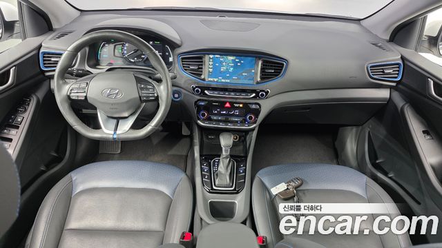 Hyundai Ioniq 2016 — photo 10
