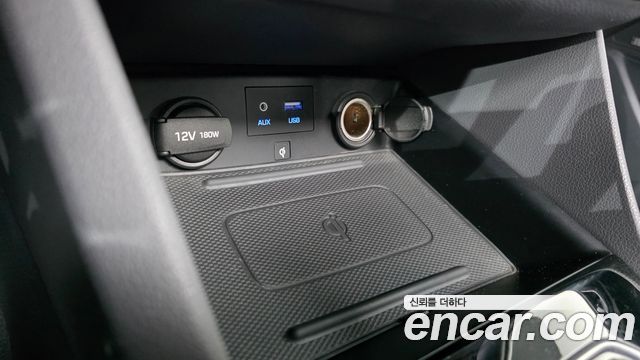 Hyundai Ioniq 2016 — photo 29