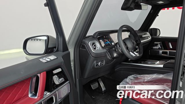 Mercedes-Benz G-Class 2026 — photo 13