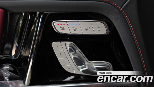 Mercedes-Benz G-Class 2026 — photo 18