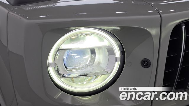 Mercedes-Benz G-Class 2026 — photo 8