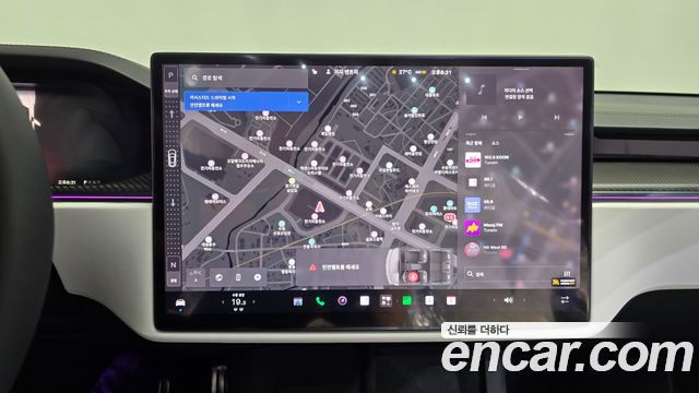 Tesla Model S 2026 — photo 18