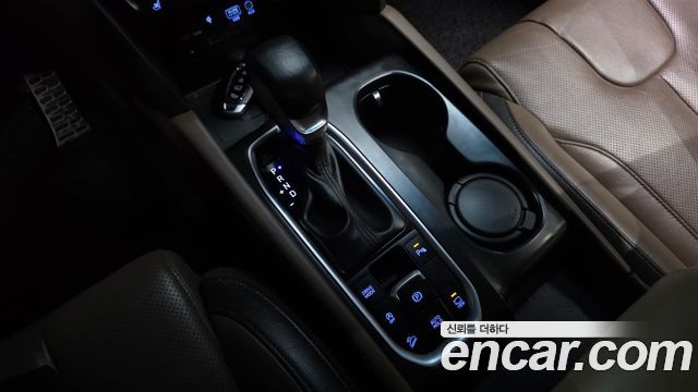 Hyundai Santafe 2019 — photo 9