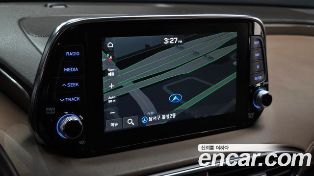 Hyundai Santafe 2019 — photo 13