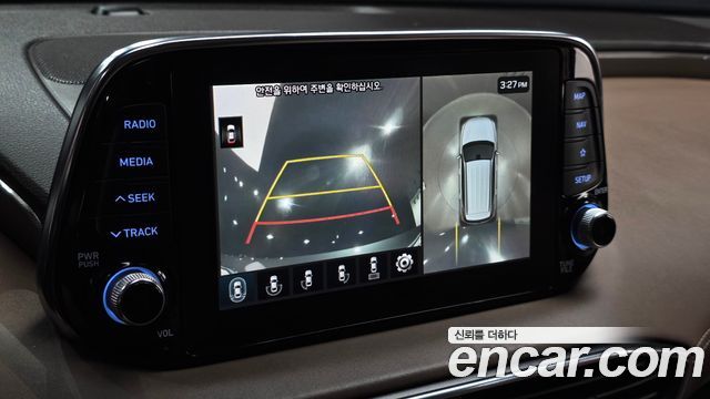 Hyundai Santafe 2019 — photo 14