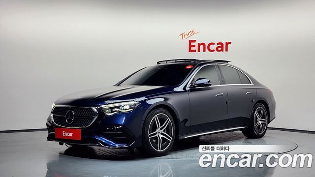 Mercedes-Benz E-Class 2024 — photo 1