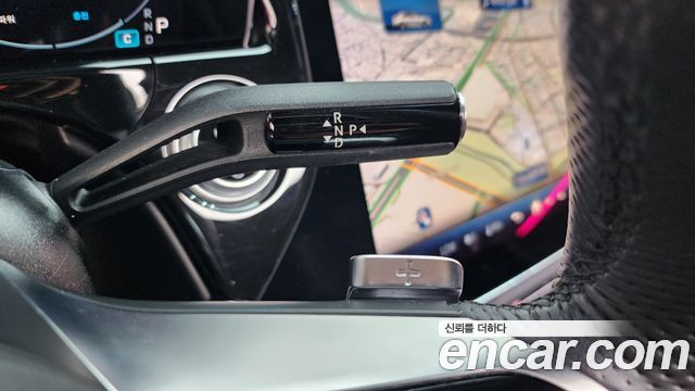 Mercedes-Benz E-Class 2024 — photo 12