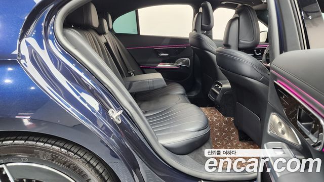 Mercedes-Benz E-Class 2024 — photo 17