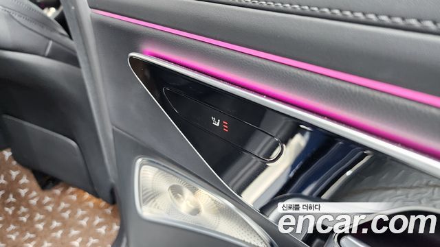 Mercedes-Benz E-Class 2024 — photo 30