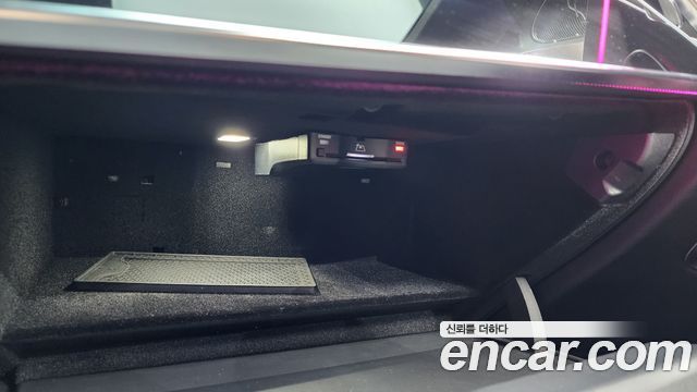Mercedes-Benz E-Class 2024 — photo 33