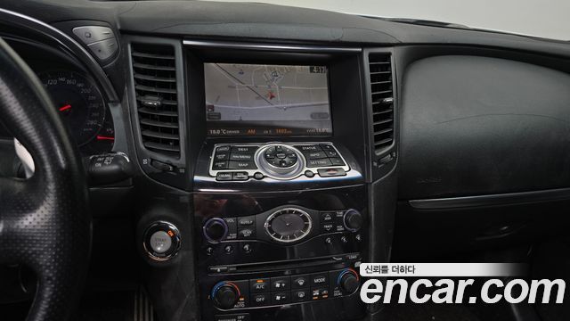 Infiniti FX 2009 — photo 14