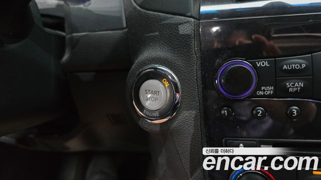 Infiniti FX 2009 — photo 18