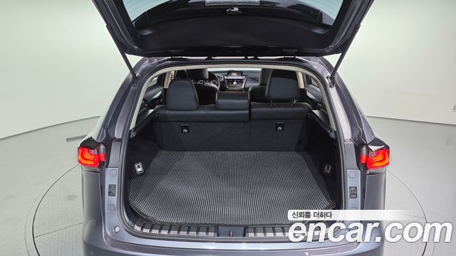 Lexus NX 2017 — photo 20