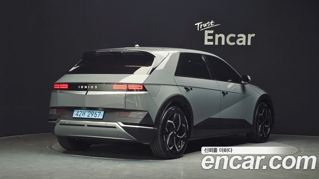 Hyundai Ioniq5 2022 — photo 2