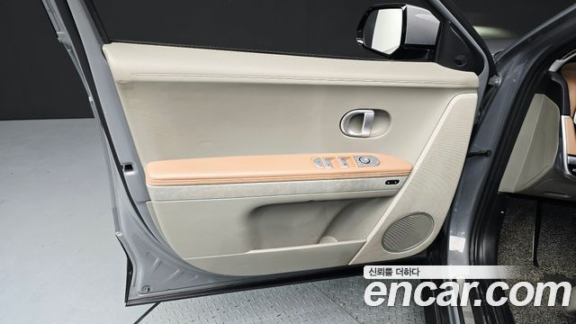 Hyundai Ioniq5 2022 — photo 14