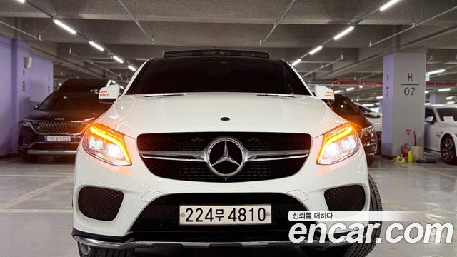 Mercedes-Benz GLE-Class 2018 — photo 3
