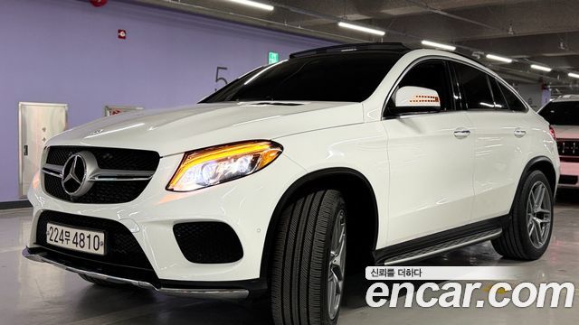 Mercedes-Benz GLE-Class 2018 — photo 4
