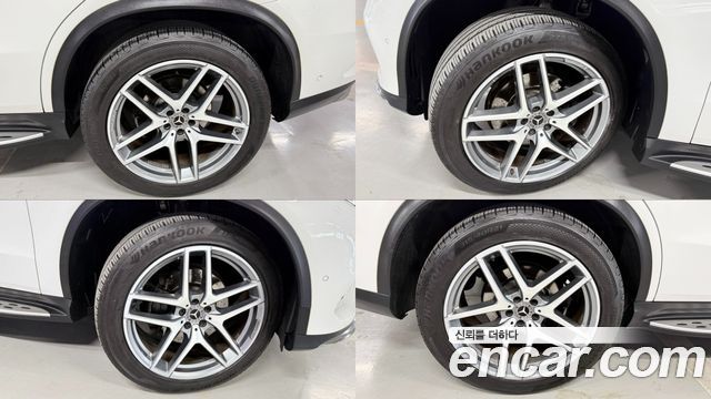 Mercedes-Benz GLE-Class 2018 — photo 11